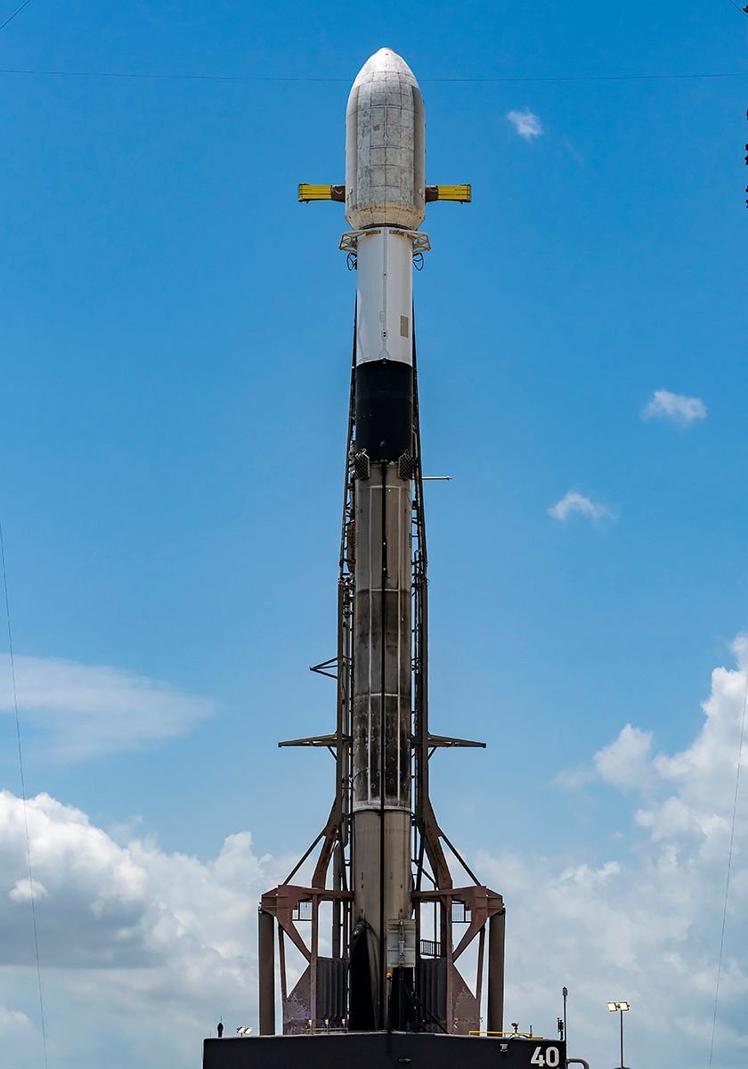 Falcon 9 en vertical